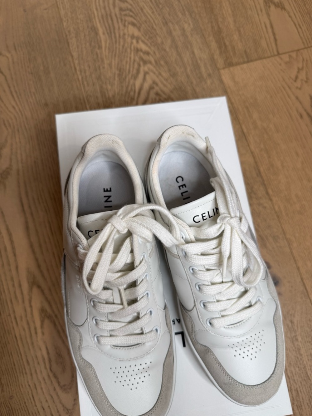 Celine CT-10 TRAINER LOW LACE-UP SNEAKER in CALFSKIN AND SUEDE CALFSKIN - Picture 3 of 7